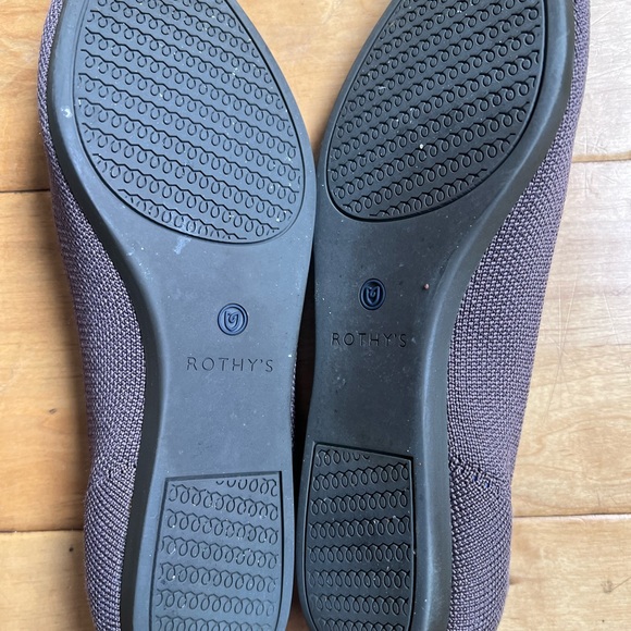 Rothy’s pointed flat - Picture 2 of 4